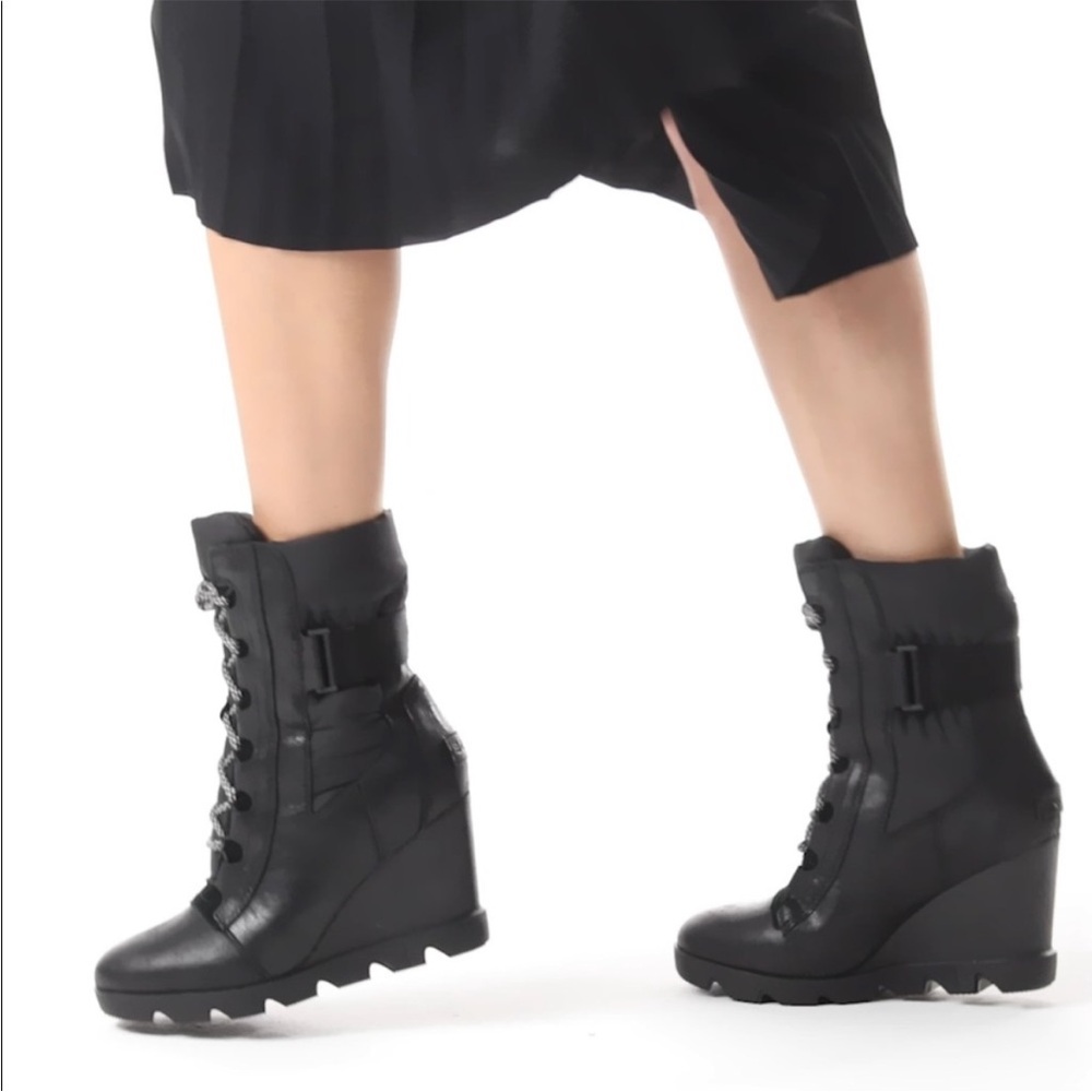 Rare!! Sorel WOMEN'S JOAN UPTOWN™ MID LACE BOOT. Never Worn. - Picture 2 of 6